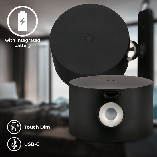 Zwarte wandlamp met geïntegreerde batterij, touch dimfunctie en USB-C-poort.