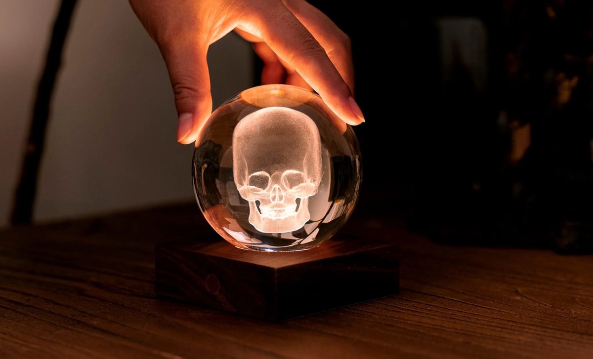 Gingko - Amber Crystal Ball Night Light - Skull - Schedel