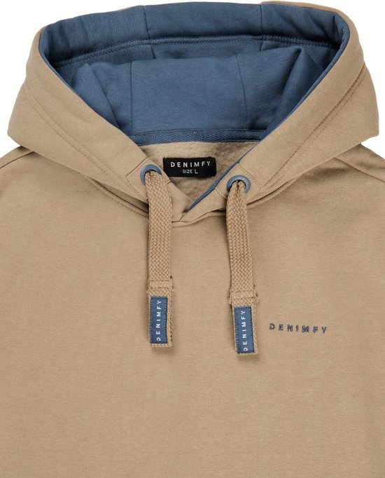 Beige hoodie met blauwe capuchonvoering, trekkoord en DENIMFY logo.
