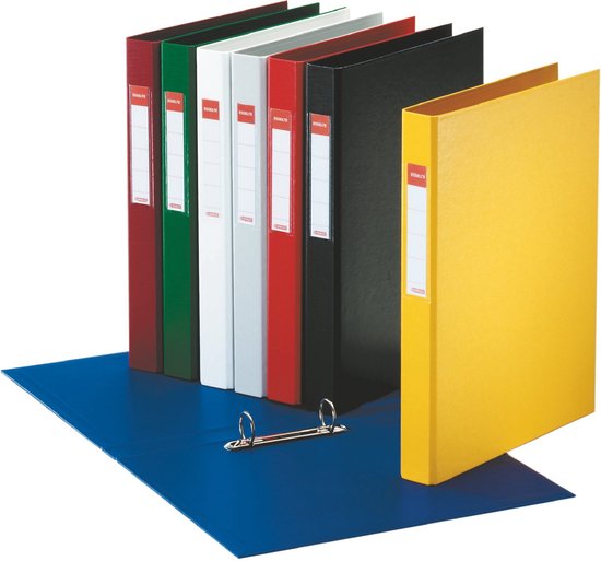 Rij met gekleurde ringbanden: groen, wit, rood, zwart en geel. Blauw mapje met ringen op voorgrond.