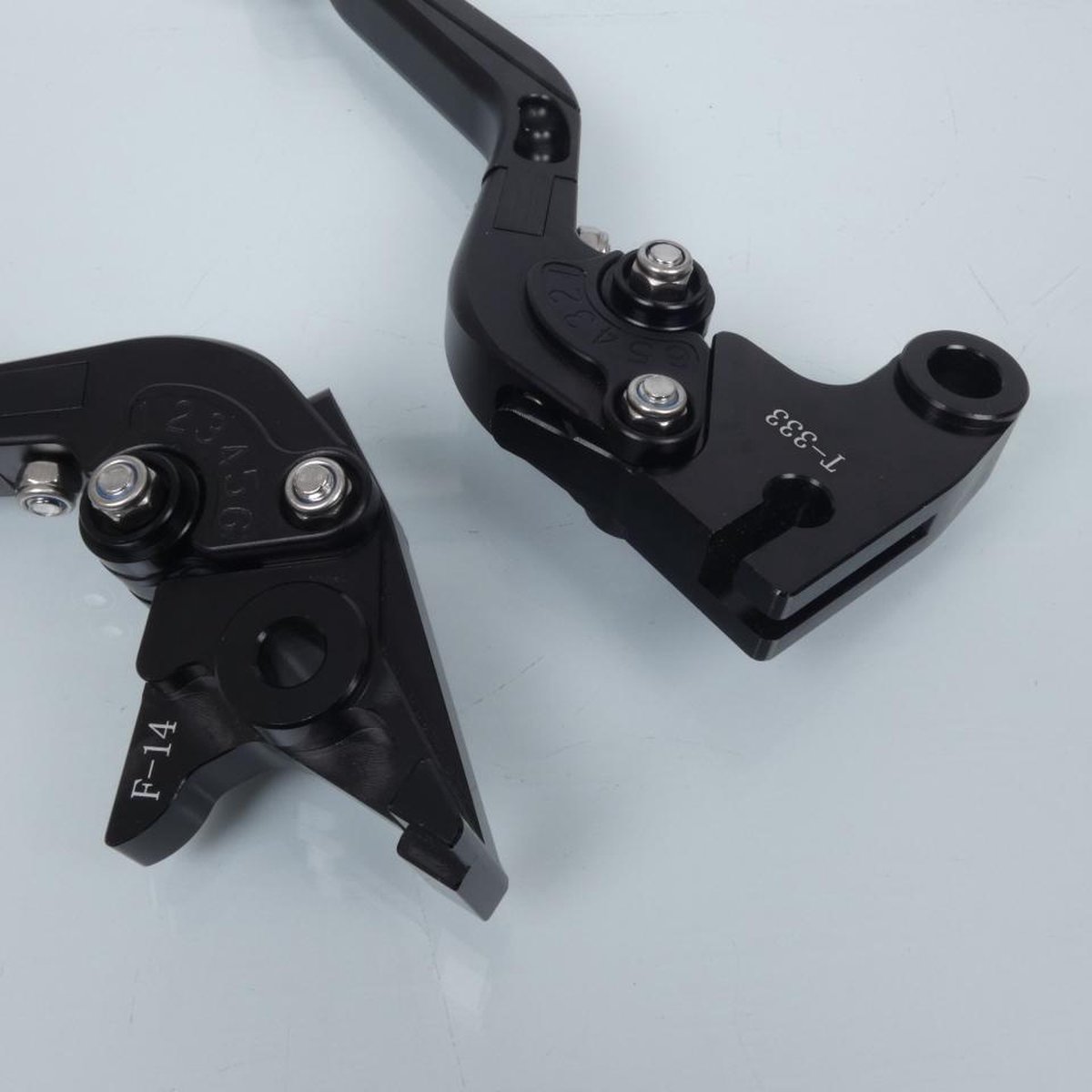 Myra-remhendel rechts voor Triumph 865 America 2006-2007, zwart CNC-gefreesd aluminium / nieuw paar
