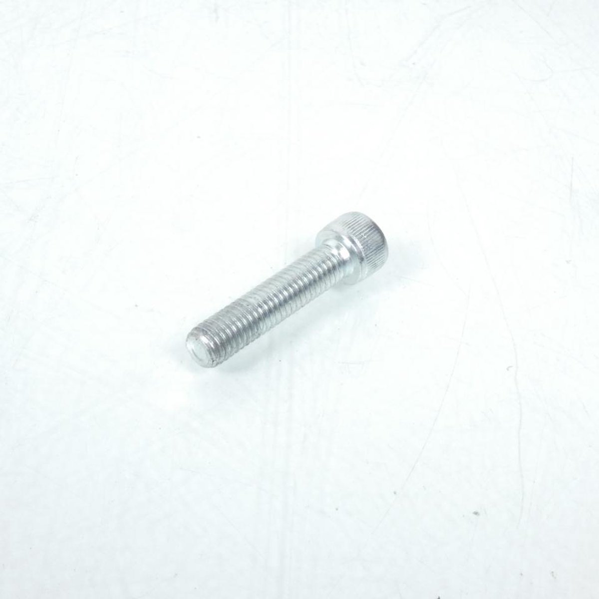vizier m8 1,25 l35mm voor moto beta 50 rr motard 2012 à 2021 31.64000.000 nieuw