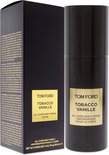 Zwarte spuitbus en doos met gouden label: TOM FORD TOBACCO VANILLE ALL OVER BODY SPRAY 150 ML.