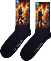 Brandweer blussen - verjaardag cadeau - Moederdag - Vaderdag - opkikkertje - kerst cadeau sokken - valentijnsdag - Sokken waar je vrolijk van wordt - leuke sokken voor heren en dames - leuk cadeau - maat 37-44