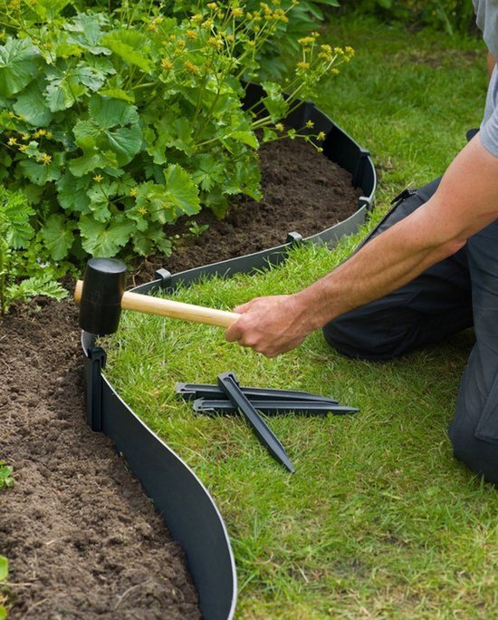 NATURE Sachet de 10 ancres de bordure de jardin en polypropylène - H 26,7 x 1,9 x 1,8 cm - Zwart