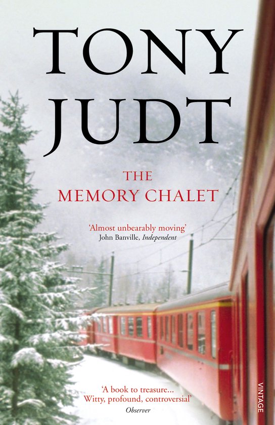 Boekhoes 'The Memory Chalet' van Tony Judt, met een rode trein in besneeuwd landschap.
