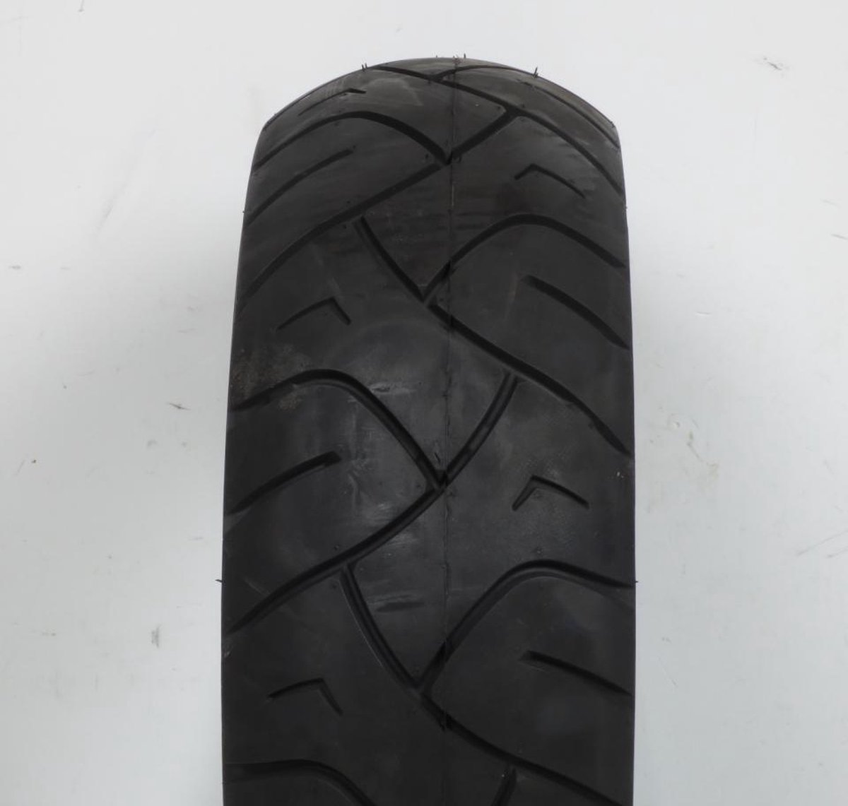 binnenbandloze achterband 140/60-13 deli band sc-102 tl 57p voor nieuwe scooter