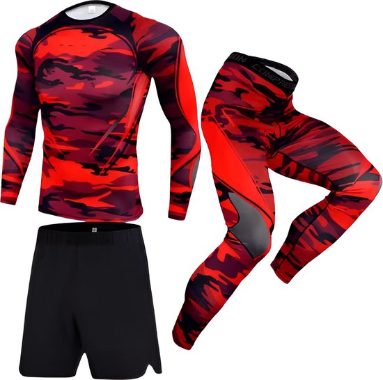 Rood camouflage shirt met lange mouwen, legging en zwarte shorts.