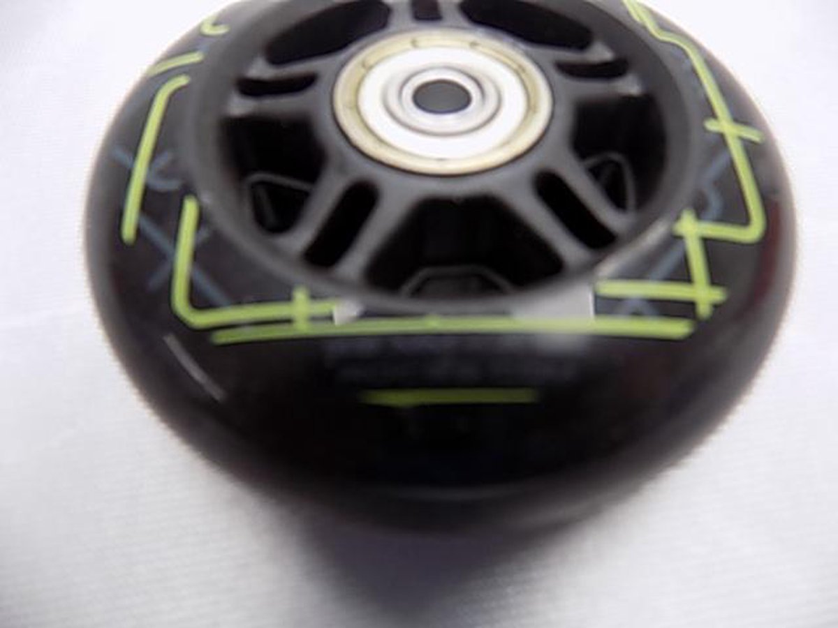 Roces 4pack inline skate wielen 80MM 82 A met lagers ABEC5 zwart/groen