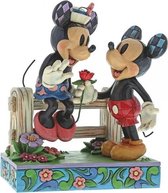 Disney Traditions Beeldje Blossoming Romance 17 cm