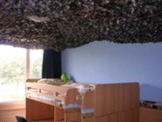 Foto: Camouflagenet 360x360cm van camobob met subnet in jungle design brandvertragend behandeld 