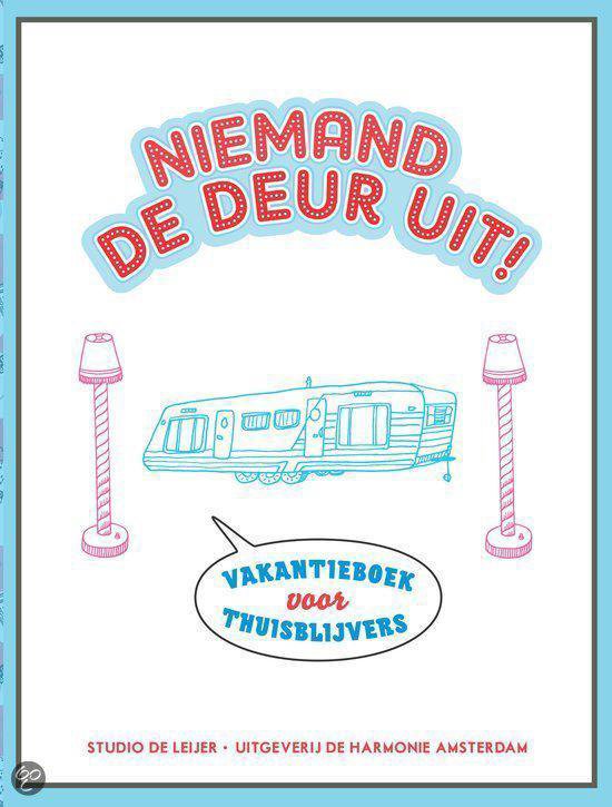Voorpagina van een vakantieboek voor thuisblijvers met caravan en lampen.