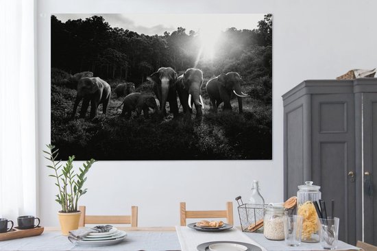 Tableau sur toile Éléphants dans la jungle - noir et blanc - 150x100 cm - Décoration murale