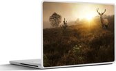 Laptop sticker - 10.1 inch - Hert - Mist - Zonsondergang - 25x18cm - Laptopstickers - Laptop skin - Cover