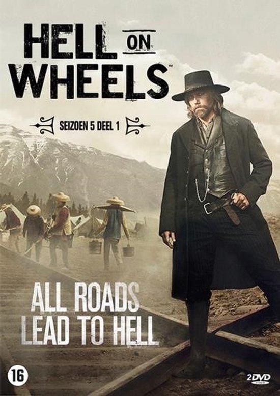 Man in cowboyhoed en lange jas staat op spoor. "Hell on Wheels Seizoen 5 Deel 1".