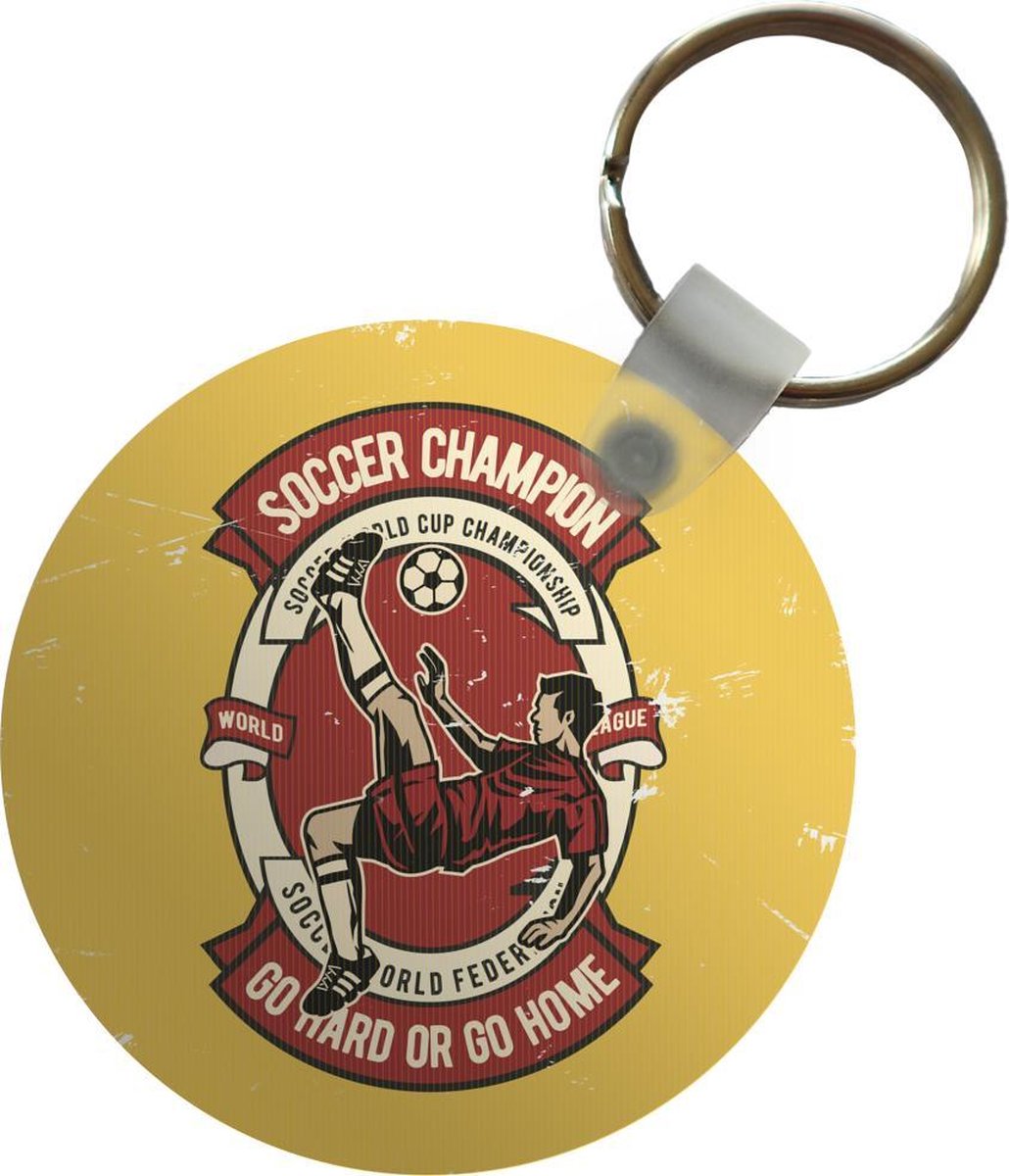 Sleutelhanger - Voetbal - Man - Vintage - Quote - Plastic - Rond - Uitdeelcadeautjes