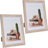 2x stuks kunststof fotolijst met hout look geschikt voor een foto van 15 x 20 cm