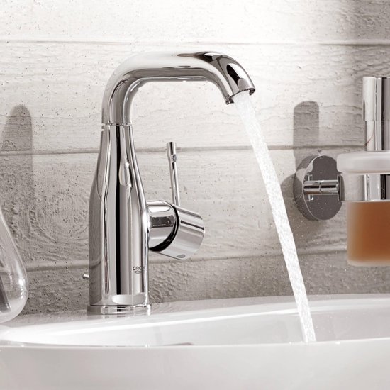 GROHE Essence Wastafelkraan - Waterbesparend - Middelhoge uitloop - Flexibel 0°/150°/360° draaibereik - Met trekwaste - Chroom