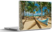 Laptop sticker - 10.1 inch - Boot tussen de palmbomen op het strand van Maui - 25x18cm - Laptopstickers - Laptop skin - Cover