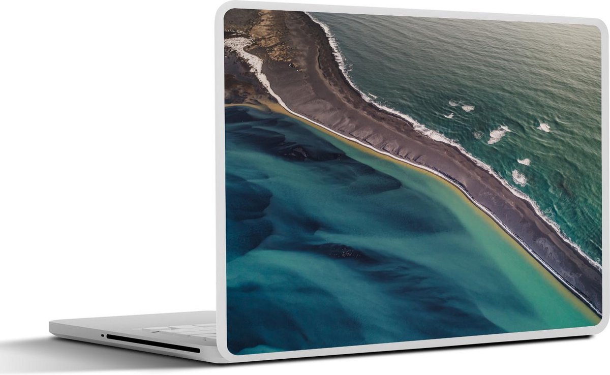 Afbeelding van product SleevesAndCases  Laptop sticker - 14 inch - Bovenaanzicht strand in IJsland