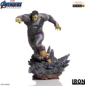 Marvel: Avengers Endgame - Deluxe The Hulk 1:10 scale Statue