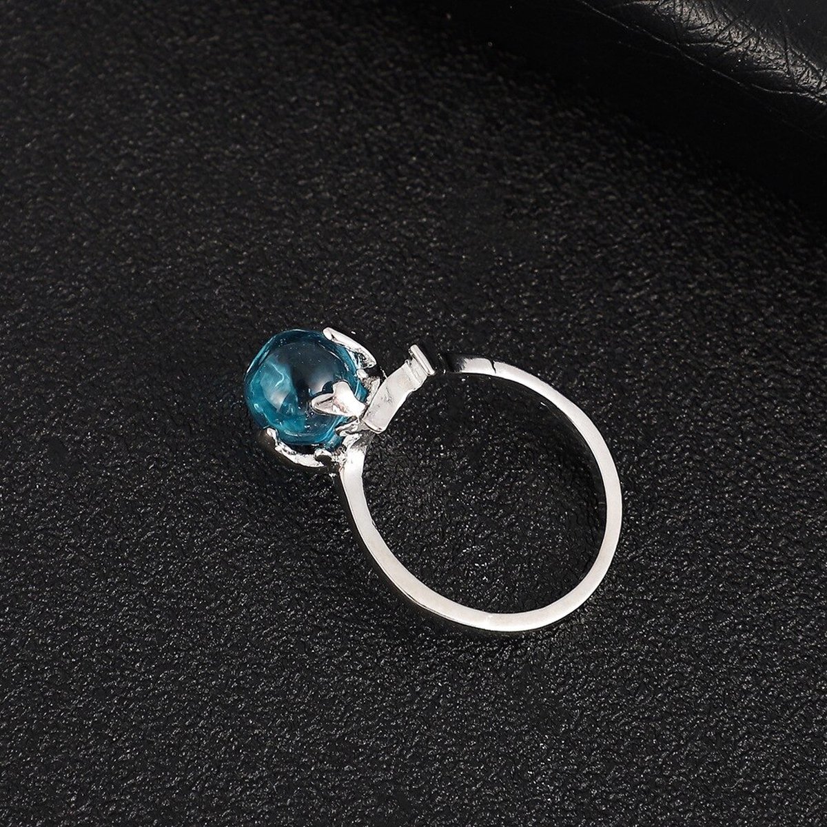 Fler® | Sierlijk | Trendy ring | Bolvormig | Walvisstaart | Zilverkleurig | Blauw | Vrouwen | Ringmaat universeel