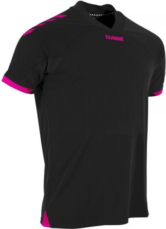 Zwart sportshirt met roze accenten op de kraag, mouwen en zoom.