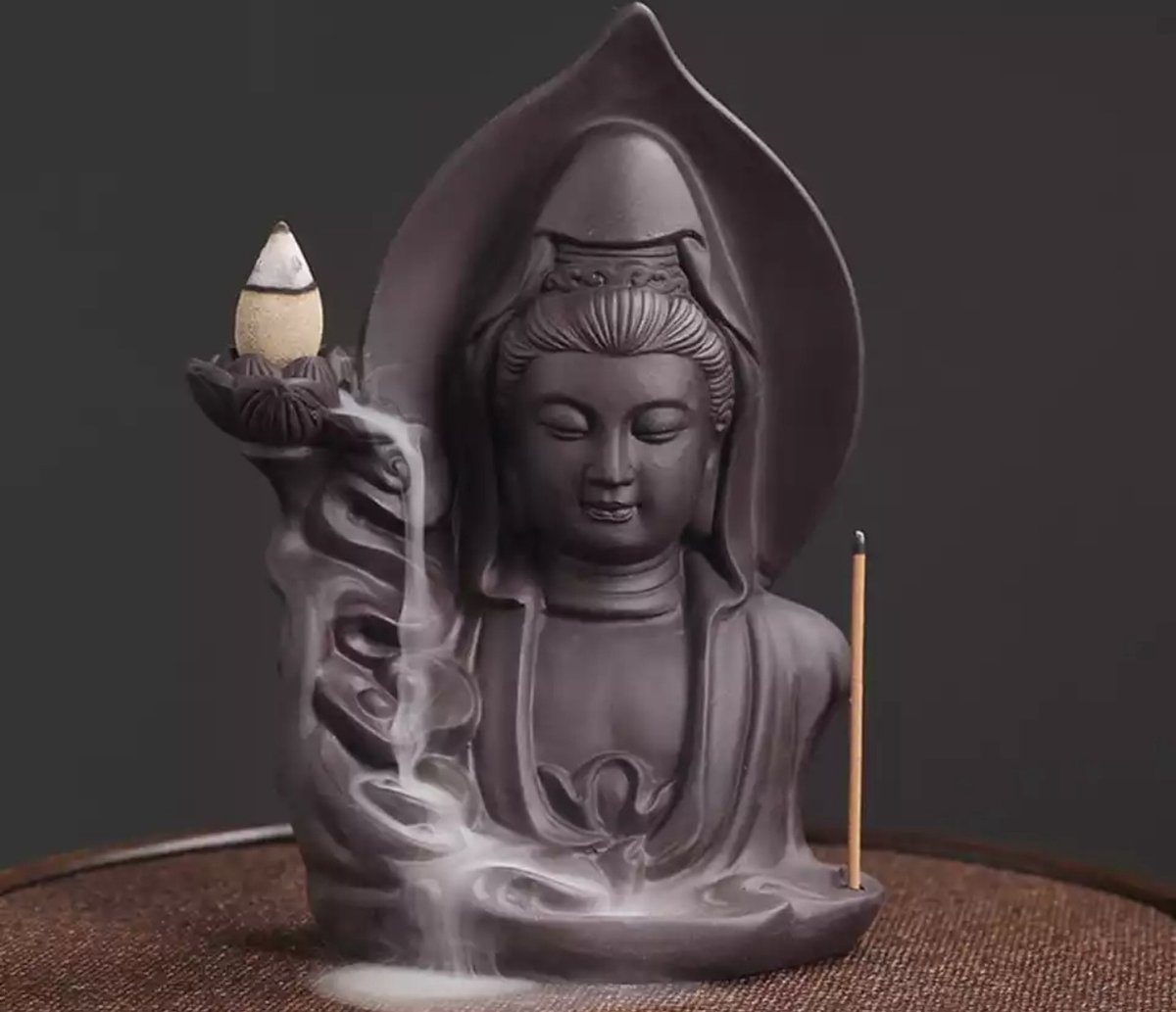 Zhu Kwan Yin Boeddha Guanyin Quan Yin wierookhouder wierook waterval backflow keramiek 16cm