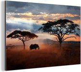 Wanddecoratie Metaal - Aluminium Schilderij Industrieel - Olifant - Boom - Berg - Afrika - 60x40 cm - Dibond - Foto op aluminium - Industriële muurdecoratie - Voor de woonkamer/slaapkamer