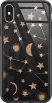 Casimoda® hoesje - Geschikt voor iPhone Xs - Counting The Stars - Luxe Hard Case Zwart - Backcover telefoonhoesje - Goudkleurig