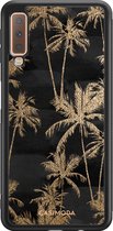 Casimoda® hoesje - Geschikt voor Samsung Galaxy A7 (2018) - Palmbomen - Zwart TPU Backcover - Planten - Zwart