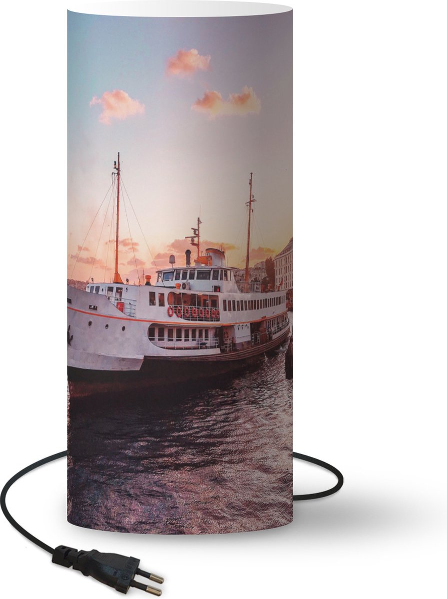 Lamp - Nachtlampje - Tafellamp slaapkamer - Veerboten aan de kade in Turkije - 54 cm hoog - Ø22.9 cm - Inclusief LED lamp