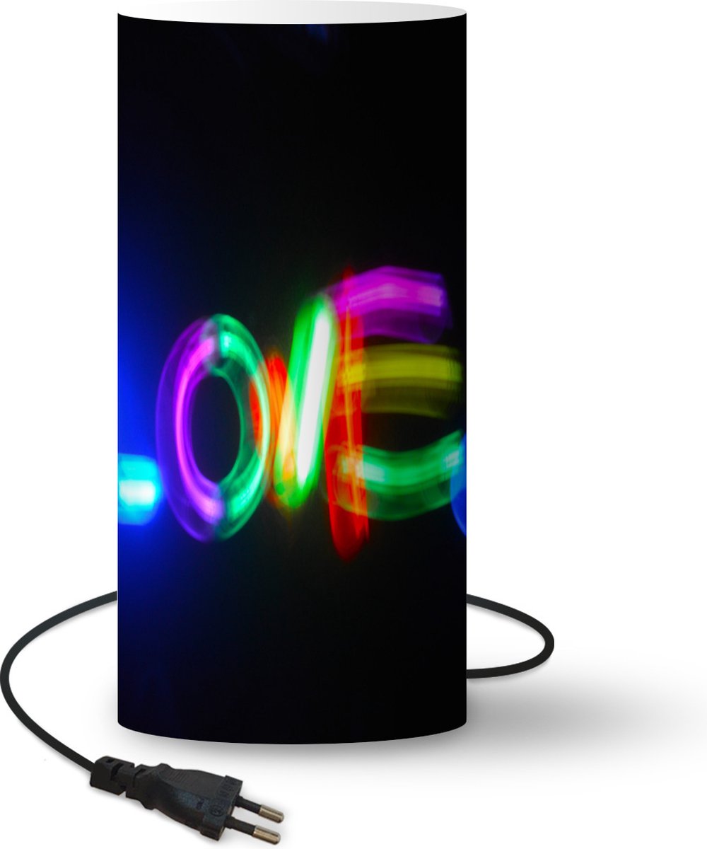 Lamp - Nachtlampje - Tafellamp slaapkamer - Quotes - Love - Neon kleuren - 33 cm hoog - Ø15.9 cm - Inclusief LED lamp