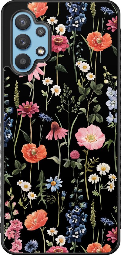 Coque arrière noire avec un imprimé floral sombre de fleurs rouges, roses et blanches aux accents bleus et verts.