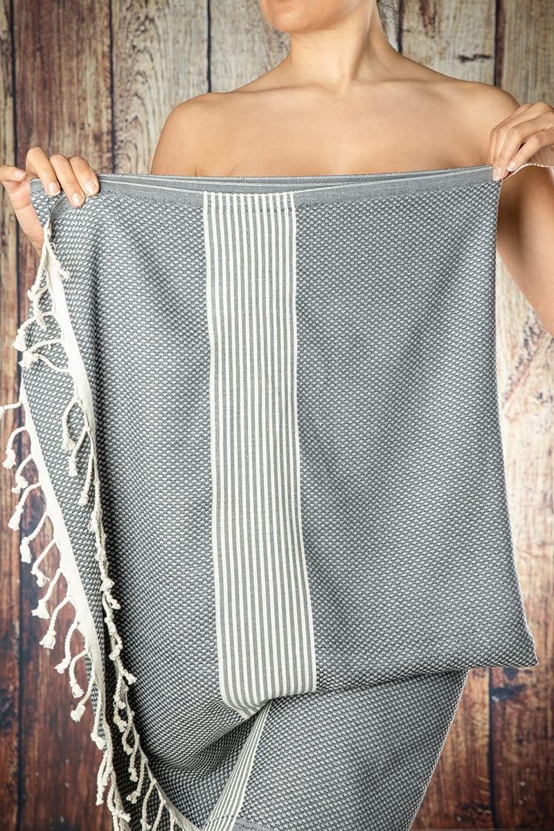 Hamam- en saunahanddoek | Badhanddoek | Extra Lang & Zacht Geweven | 210 cm x 100 cm | 100% biologisch katoen | Fairtrade (Grijs en Wit, 1)