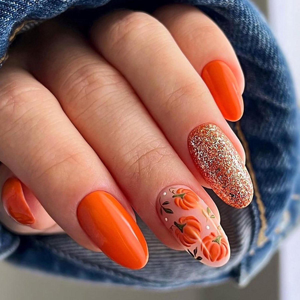 Kunstnagels, amandelvormig, medium, ovale Franse punten, press-on nagels, schattig pompoenpatroon, oranje, glanzend, volledige dekking, kunstnagels voor dames, nagelkunstdecoraties