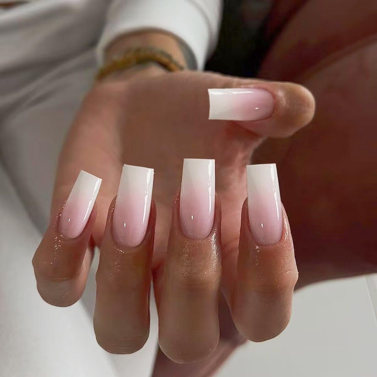 Press-on nails lange vierkante nagels - roze kleurverloop - volledige dekking - snel en eenvoudig aan te brengen - ShopVlot