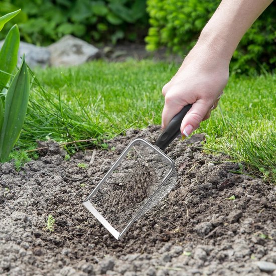 2-pack tuinzeef metalen compostzeef met antislip handvat tuinzandfilter van Merkloos	 — afbeelding 4