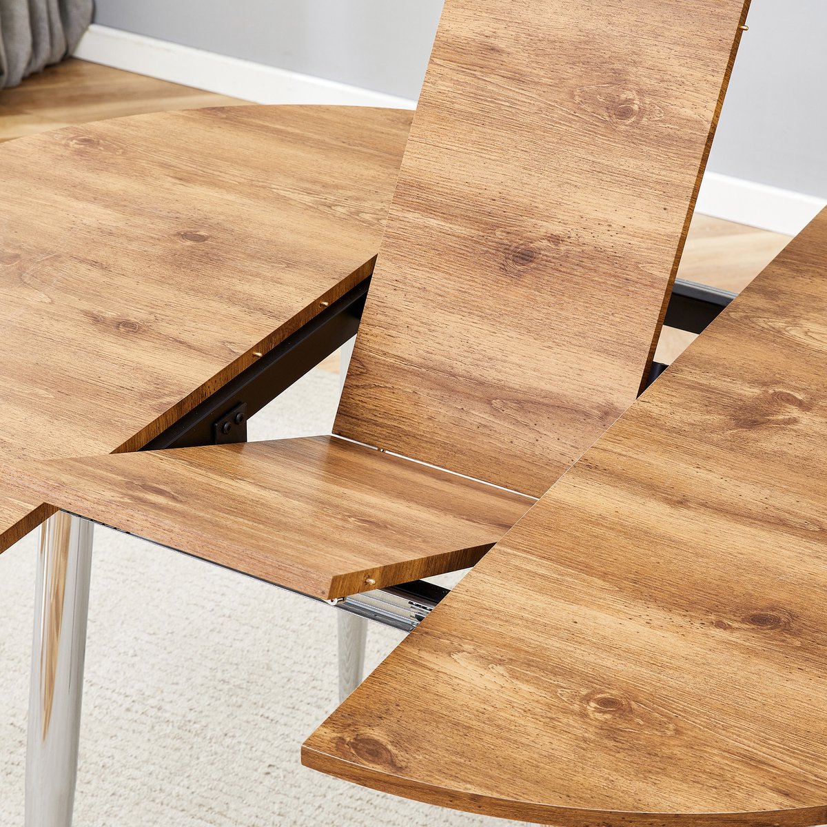 DESMIU Eettafel - Uitschuifbaar Rond Naar Ovaal - Modern Design Voor Eetkamer En Keuken - Hout En Metaal - 137x107x75 Cm - Houtkleur