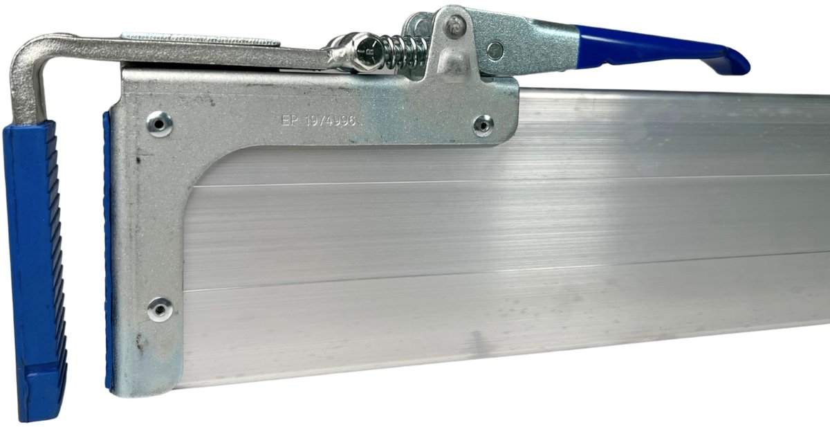 Solidchoice - Aluminium Klembord met Tussenwandsluiting en Hanger