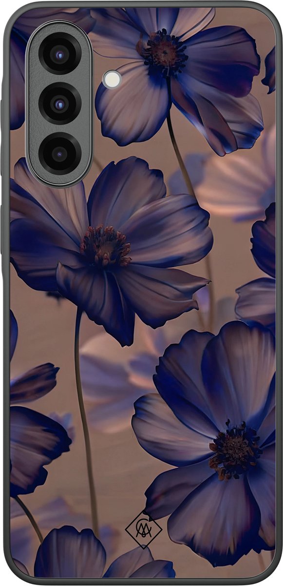 Casimoda® hoesje - Geschikt voor Samsung Galaxy A37 - Twilight Petals - Zwart TPU Backcover - Geometrisch patroon - Paars