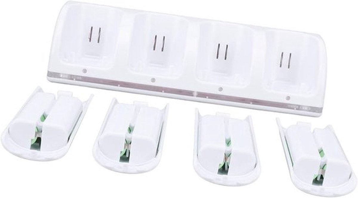 4-in-1 Oplaadstation voor Afstandsbedieningen met 4 Oplaadbare 2800mAh Batterijen en LED Indicatoren, Geschikt voor Diverse Apparaten