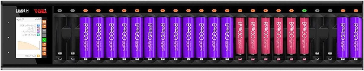 Universele Acculader - Snellader LCD - Batterijen Opladen - 24 Slots Onafhankelijk - 1500 mA per slot - Zwart