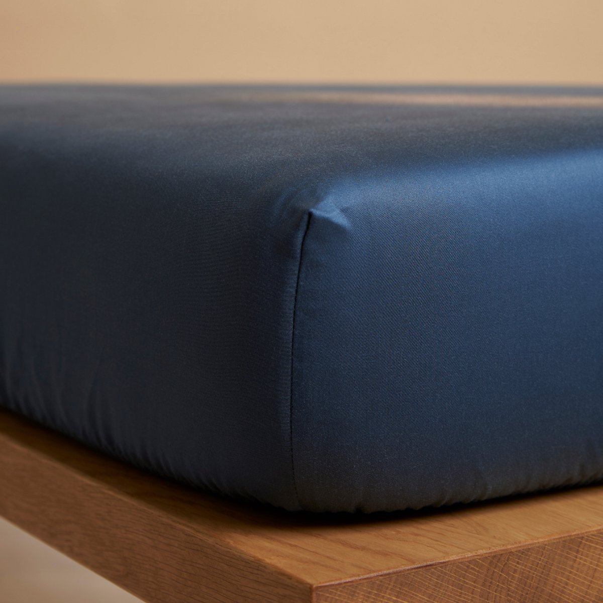 Coco & Cici - TENCEL Twill Hoeslaken Donker Blauw - 90x200x30