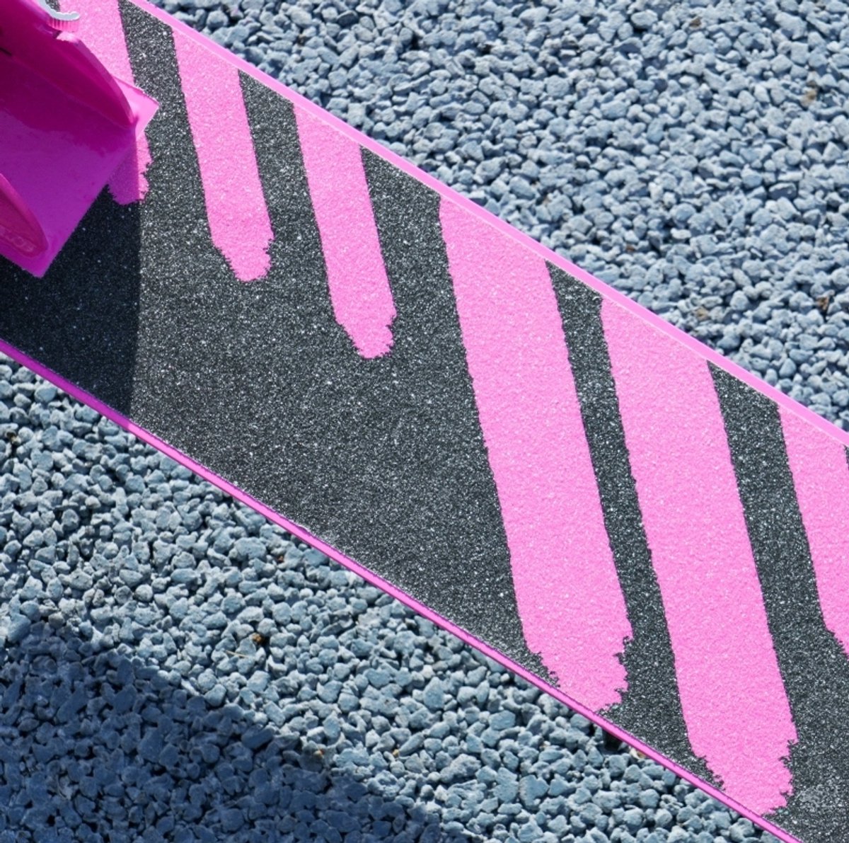 MEUNIQ kinderstep met verstelbaar stuur 73-89 cm dubbele rem lichtgevende wielen opvouwbaar metalen frame en voetsteun 3-8 jaar Roze