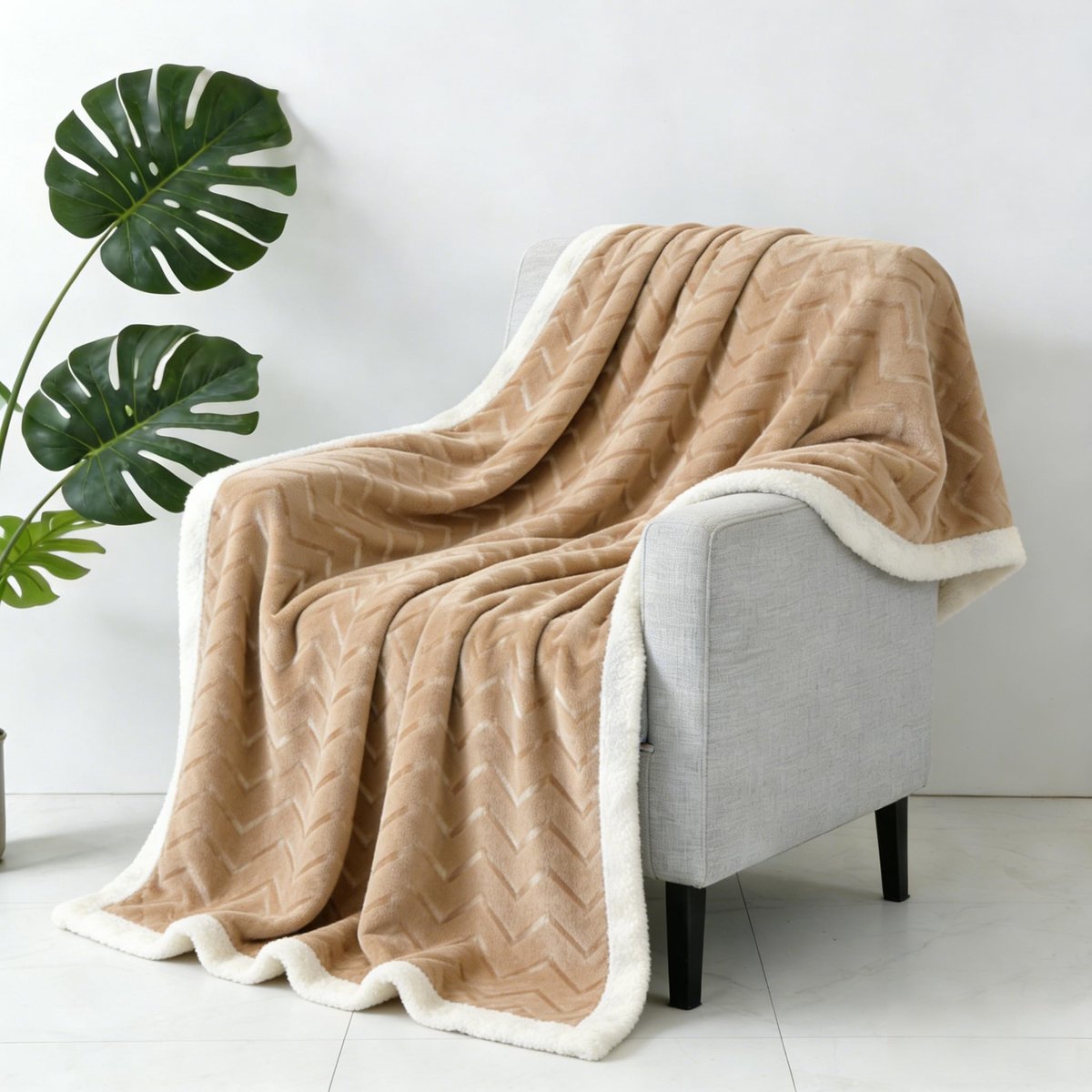 pluizige fleece deken, super zachte plaid voor bed, gezellige warme deken, tweepersoons voor bank, fauteuil, 150 x 200 cm, lichtbruin