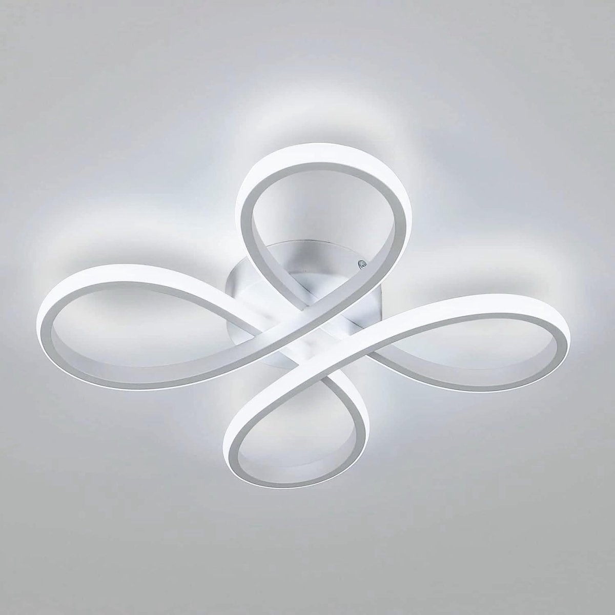 Omgoods - Moderne LED Plafondlamp met Bloemontwerp en 30W Koel Wit Licht