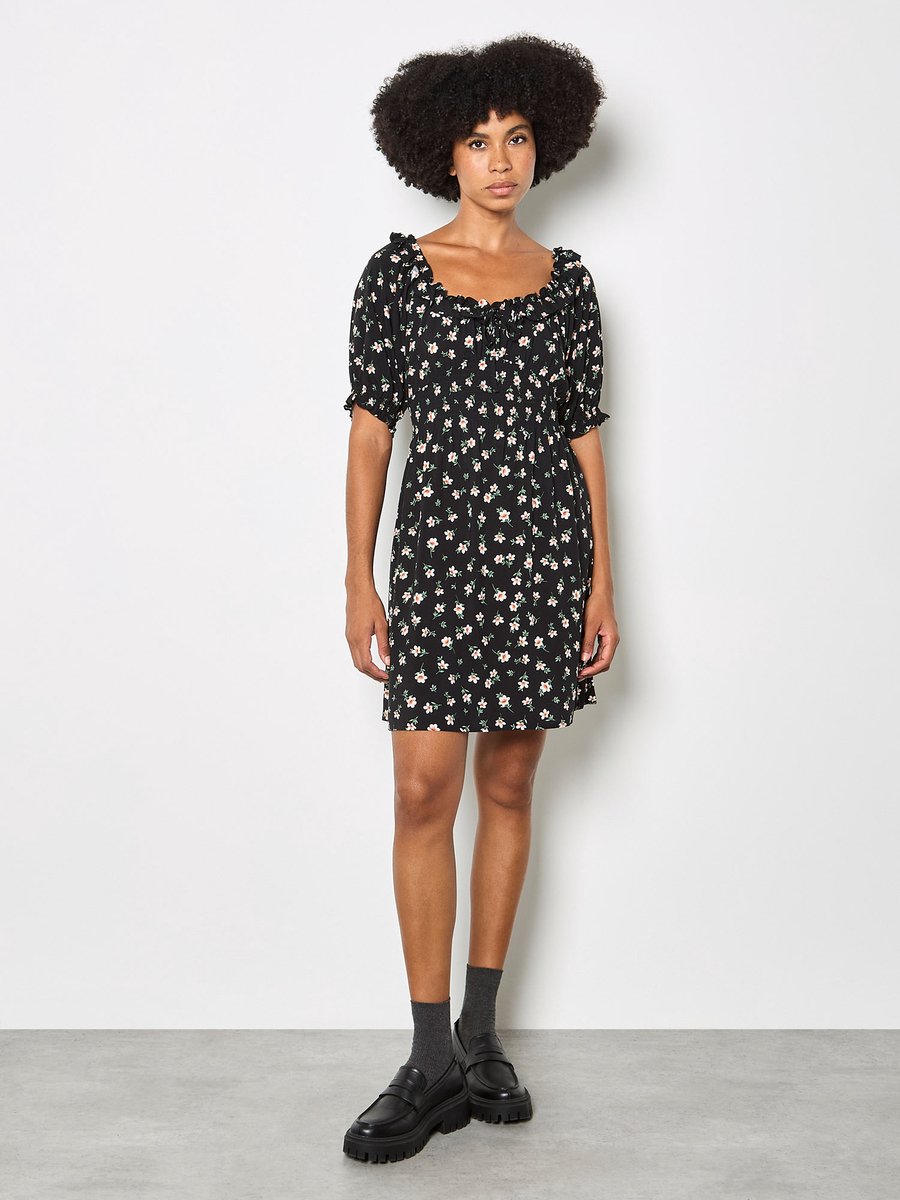 Mini-jurk met bloemenprint en ruches