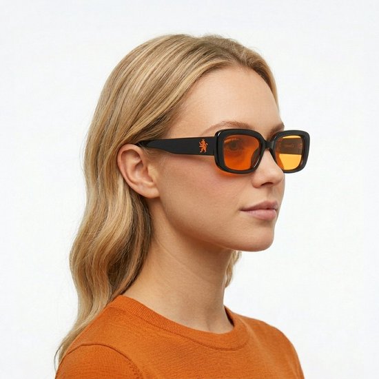 O.Leo 2-Pack Zonnebrillen - Oranje & Zwart - UV400 - Unisex design - Inclusief opbergzakjes — afbeelding 4