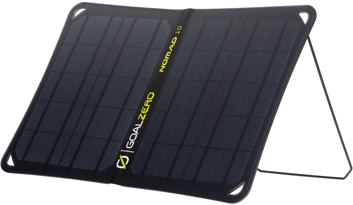 SnelShoppen - Draagbaar Zonnepaneel Goal Zero Nomad 10 met 10 Watt Vermogen, Compact, Lichtgewicht, Verstelbare Stand voor Camping, Buiten, Avontuur,